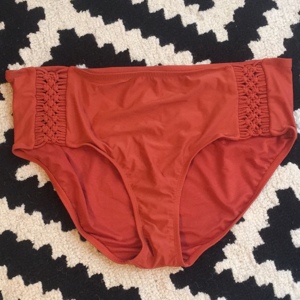 Time & Tru high waisted bottoms